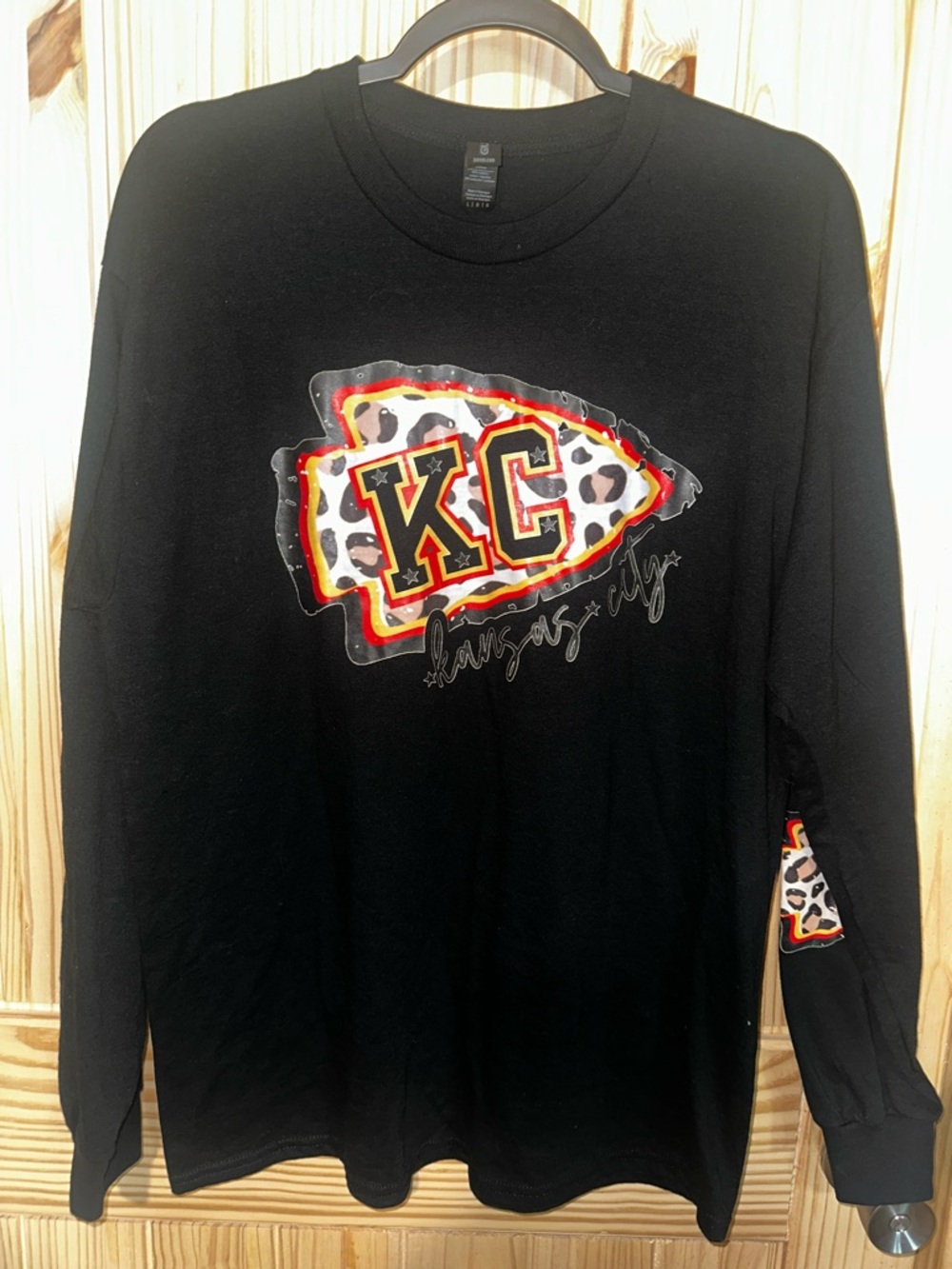 Gildan Black Graphic Tee with Red/yellow/leopard Accents